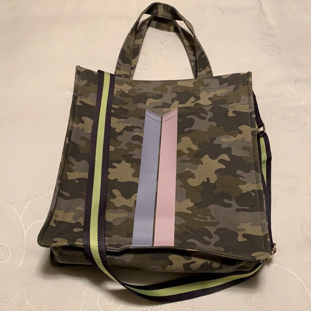 Camo Canvas Bag by Stella & Dot